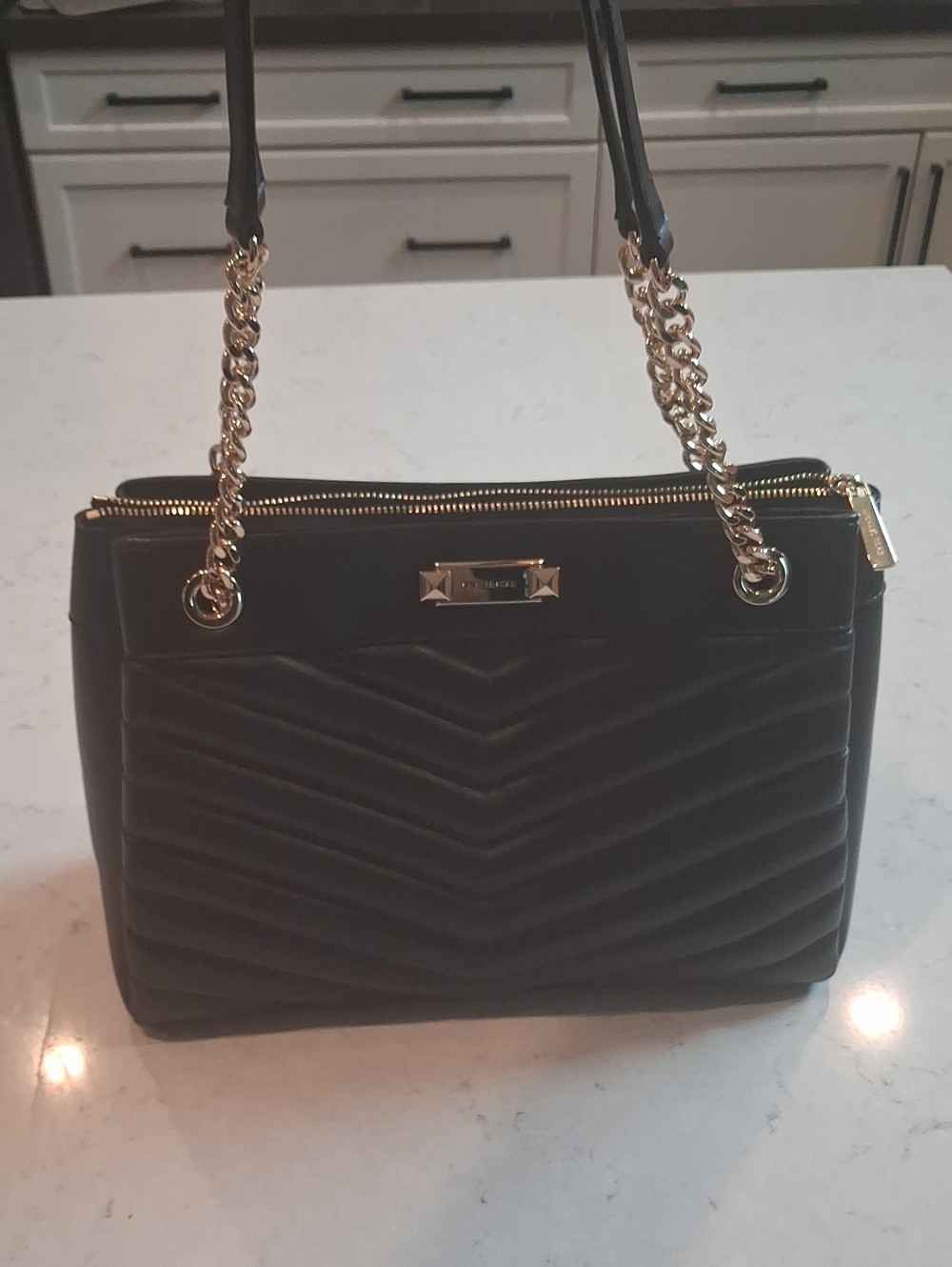 Black Michael Kors Purse With Gold Chain Staps Great Condition